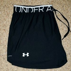 Under Armour womens black shorts